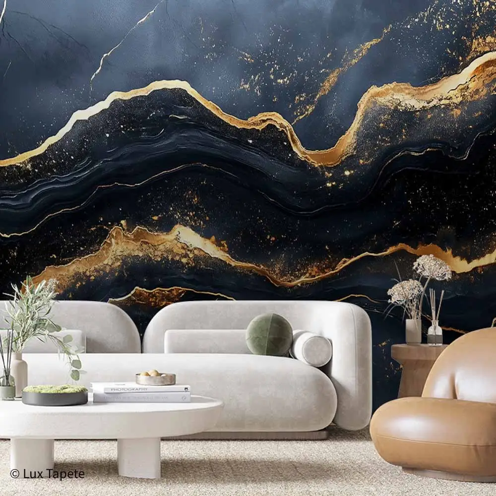 MARBLE 0003 | Lux Tapete Luksuzna foto tapeta tamno plave boje sa zlatnim venama i efektom mermera izrađena po meri.